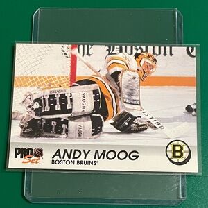 Andy Moog #7 1992-93 Pro Set Hockey Trading Card